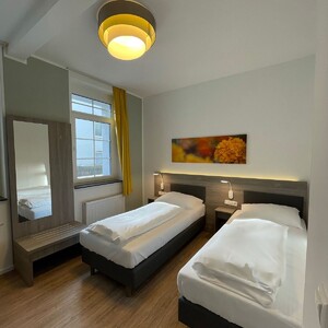 Modern Sanierte 1 bis 7 Room Apartments - viele Standorte in Hannover  Herr Brandt  30625 1718705811_66715e93da11e