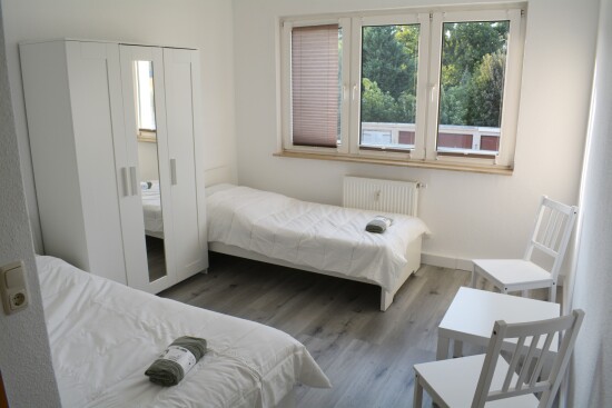 Wohnung Apartments bei Leipzig, 15 Min Flughafen / BMW / Porsche / Seehausen Herr Eike Bollmann 04519 Rackwitz 1726674587_66eaf69b9ae4b